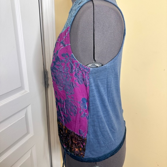 Anthropologie by Tiny Mika Lacy Velvet Top size medium - Picture 8 of 14